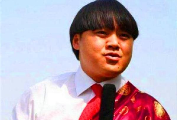 洛桑怎么死的，洛桑被谁害死的（洛桑因车祸离世被疑赵本山所为）