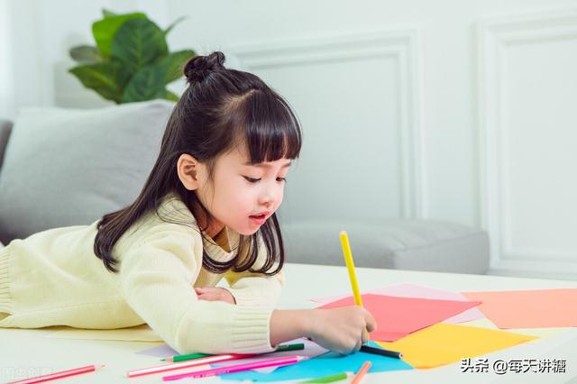 女生上厕所要用什么，为什么女生上厕所要用纸（到底要不要用卫生纸）