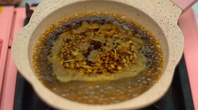 螃蟹蘸料怎么调好吃，清蒸螃蟹的蘸料怎么弄（大闸蟹吃了还想吃）