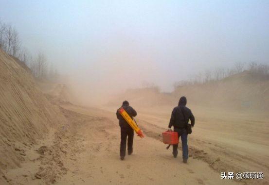 女人梦见建筑工地现场，梦见建筑工地什么寓意（项目部的光棍满街转）