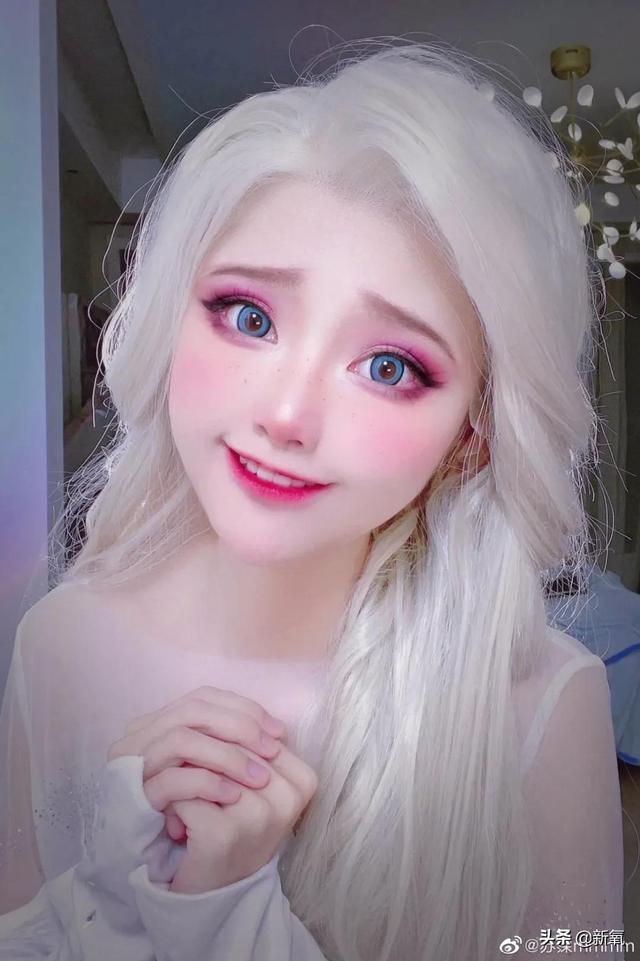 COS迪士尼公主出神入化的网红美少女,被爆抄袭黑料?