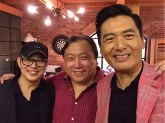 周润发个人详细简历，周润发个人资料（“香港之子”被拉下神坛）