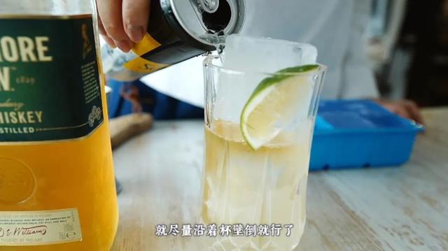 金汤力是什么，汤力水是什么（4种原料把鸡尾酒调成喝不起的样子）