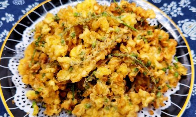 槐树花怎么做好吃，槐花怎么做好吃（槐花别蒸着吃了）