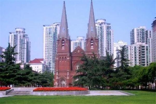 上海旅游景点排名前十，上海旅游景点怎么排名（上海十大免费著名的旅游景点）