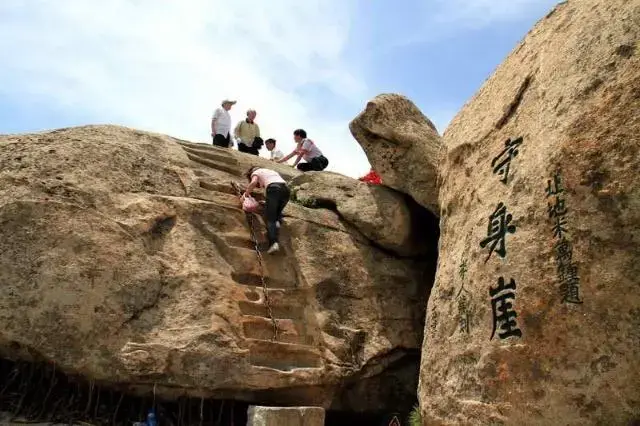 华山主要的旅游景点都有哪些，华山主要景点介绍（华山必去的几个景点知道吗）