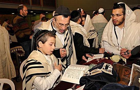 犹太人的生活习惯和生存方式，无非是把普通人忽视的三个习惯做到极致