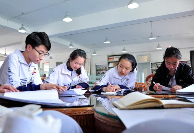 福建船政交通职业技术学院，2022年福建船政交通职业学院有哪些院系和专业（“福建船政交通职业大学”）