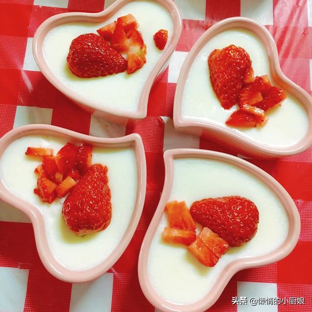 水果双皮奶怎么做_双皮奶怎么做好吃，水果双皮奶的制作方法（水果味的双皮奶这样做）