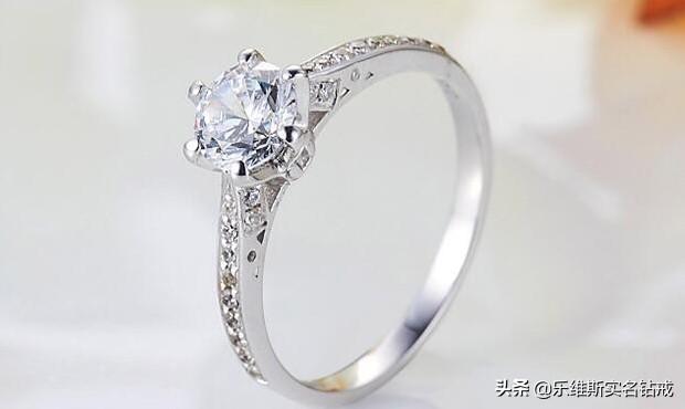 婚戒哪个牌子好，2019十大求婚钻戒品牌排行榜（哪个品牌的婚戒比较好）
