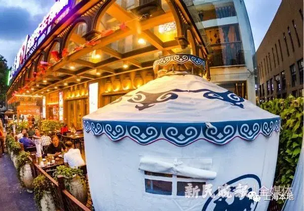 外滩在上海哪个区，上海的外滩属于哪个区（明天外滩步行街开街110个摊位）