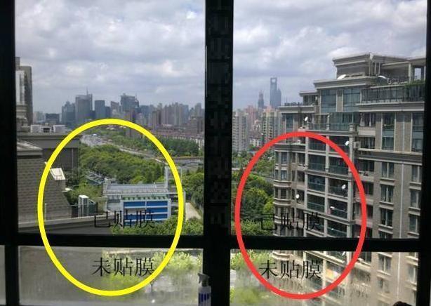 贴玻璃纸怎么做，贴玻璃纸用洗洁精还是水（头次见邻居家不再挂窗帘了）