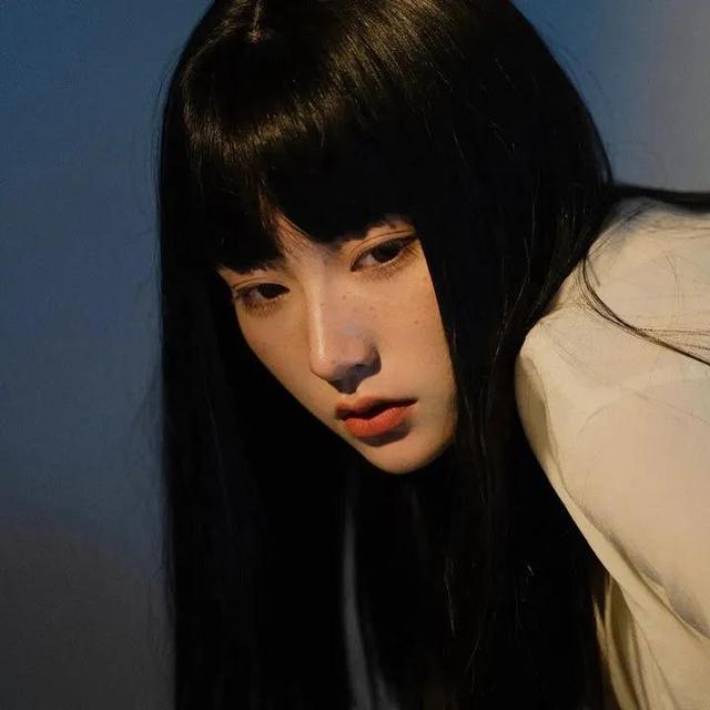 日落温柔女生头像，女生头像：温柔日落女生头像微信（日落尚且温柔，人间皆是浪漫）