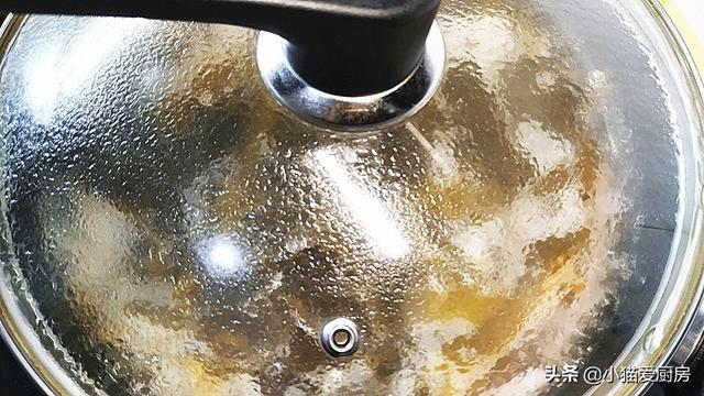 老鸭汤家常做法，茯苓老鸭汤的家常做法（炖出美味好喝的老鸭汤）