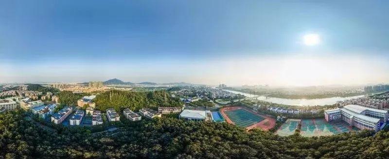 广东碧桂园学校地址（广东碧桂园学校）