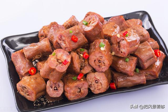 鸭架是什么部位，鸭架是鸭子哪个部位（鸭脖子鸭架子鸭头黑鸭子）