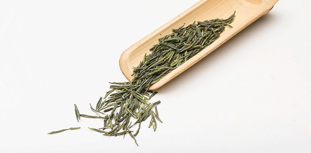 绿茶对胃有影响吗，喝绿茶对胃有伤害吗（绿茶健康问题众说纷纭）