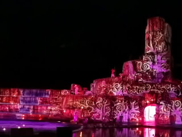 武夷山二日游，武夷山旅游攻略三日游（武夷山水秀剧场）