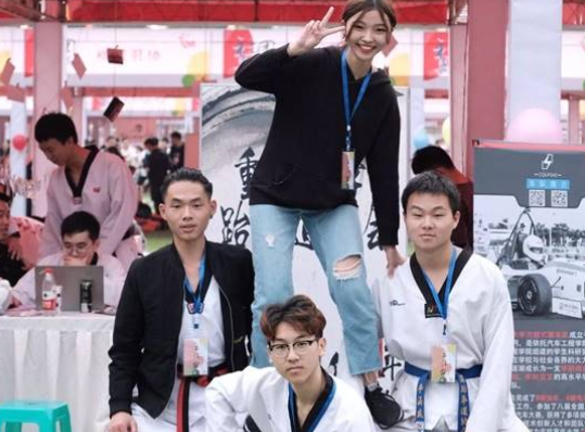 大学社团有哪些，大学参加社团的好处有哪些（大一新生不要错过的4个社团）