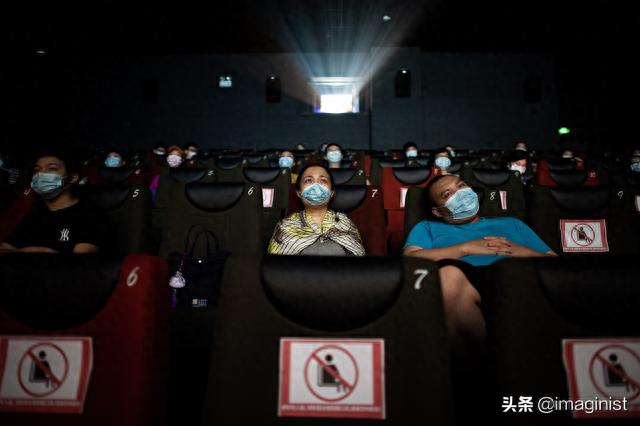 武汉电影院开了排片却很少，你会去么