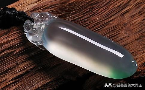 怎样初步鉴别翡翠的好坏，怎样初步鉴别翡翠的好坏呢（三分钟教你看懂翡翠）