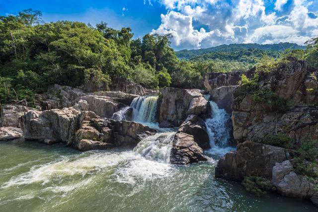 海南岛景点有那些，海南岛十大景点介绍（有八个精挑细选的美景）