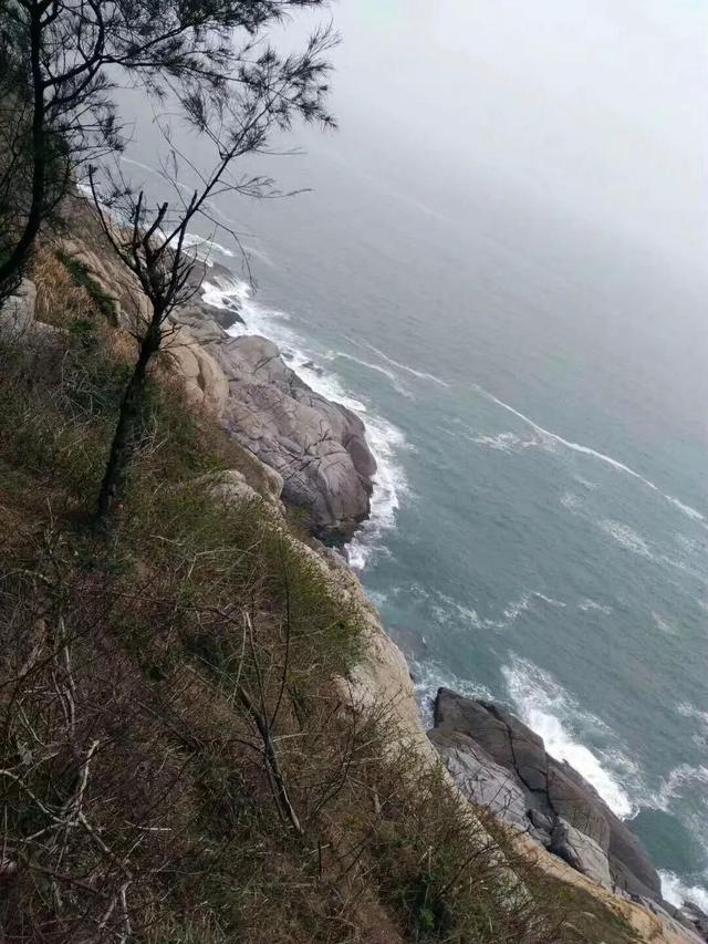 茂名放鸡岛有什么好玩的，茂名除了放鸡岛还有什么岛（茂名有个神秘的海岛——放鸡岛）