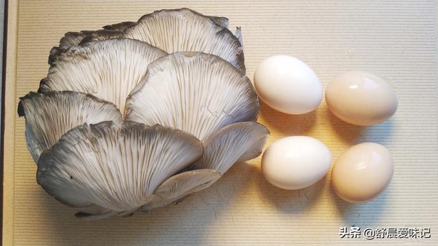 炒平菇用焯水吗，平菇焯水的方法（教你地道家常菜）