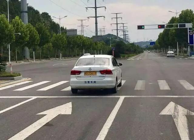 科目三考试技巧，科目三考试技巧与方法全过程（几个方法教你轻松通过科目三考试）
