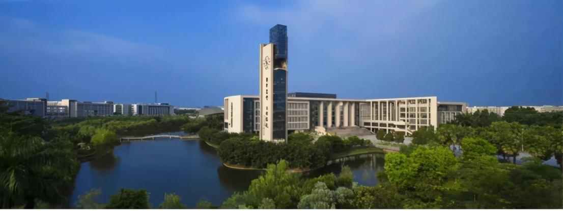 广州大学桂花岗（5位院士坐镇）