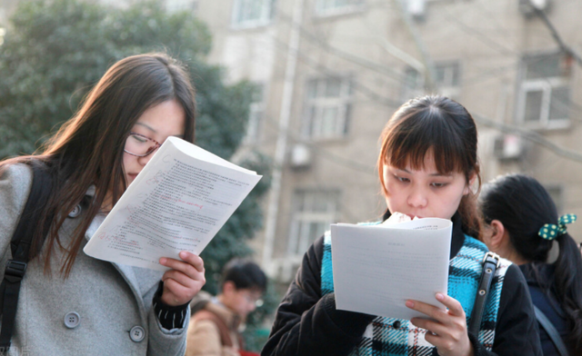 公务员国考和省考有什么区别，国考职位表2023公告（“国考”和“省考”明显不同）