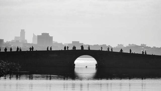 西湖断桥为什么叫断桥，杭州断桥的来源（西湖三怪：断桥不断）