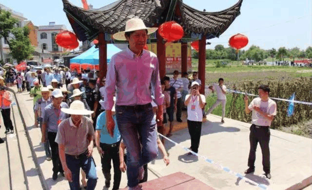 张彤演员个人资料，他妻子是演员张彤