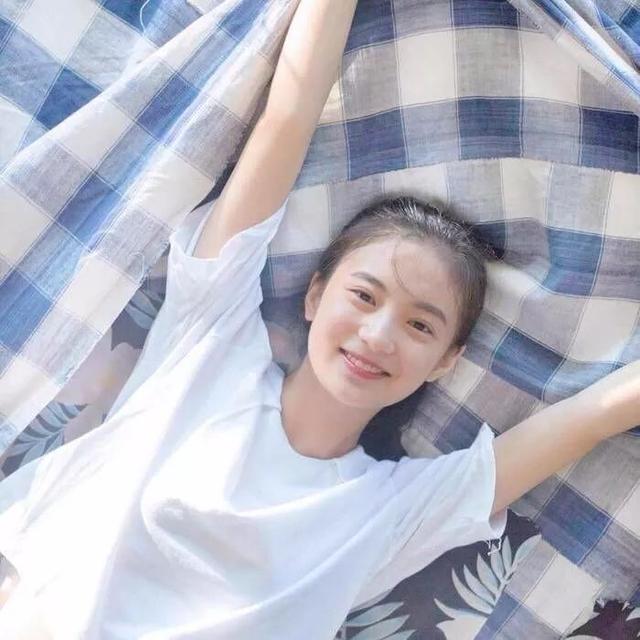 闺蜜动漫可爱风格系《天真与闪电》/反正你早晚都要谈恋爱 和我谈怎么了，微信头像，闺蜜动漫可爱风格系《天真与闪电》/反正你早晚都要谈恋爱 和我谈怎么了（，“因为太想你，梦里全是你”）