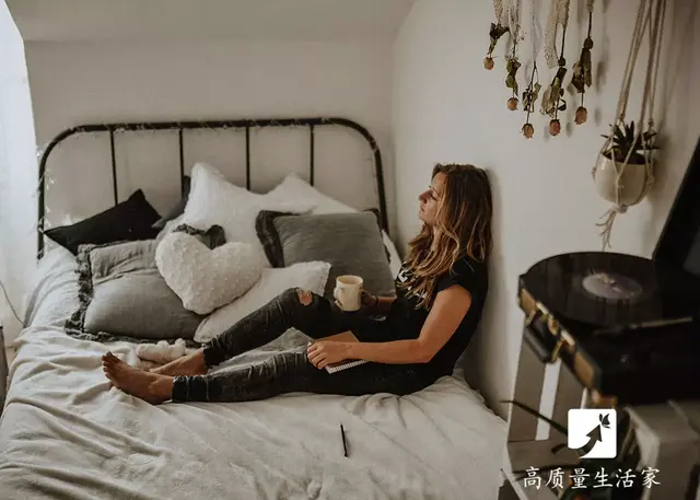 翻来覆去的覆是什么意思，翻来覆去的覆的意思是（一般有这两种原因，别忽视）