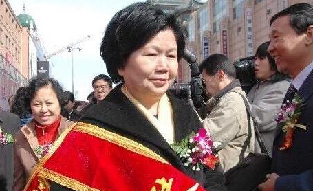 罗京可怕照片图片，罗京真的笑了（28年0失误获央视最高荣誉）