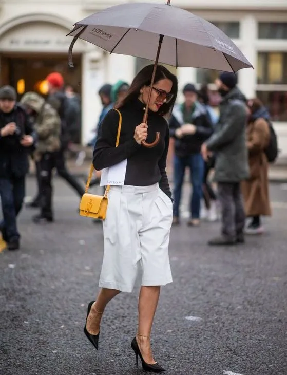 腿粗穿什么短裤，腿粗应该穿什么样的短裤（显瘦竟靠一条“大短裤”）