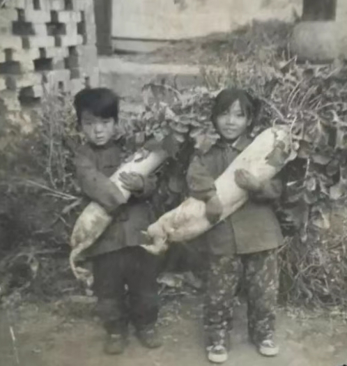 学校1999（六十年前的照片）