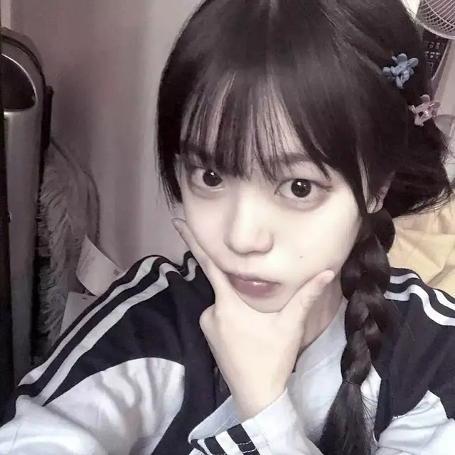 怀着爱意，带着虔诚，保持温柔，追逐星星，怀着爱意 带着虔诚 保持温柔 追逐星星（追逐星星.图片）