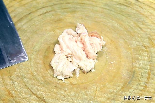 炒蘑菇怎么做好吃，炒菌菇最好吃的做法大全（大火一炒、2分钟出锅）