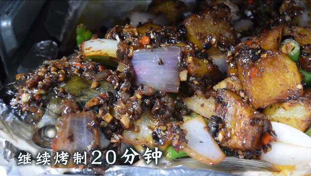 烤鱼配菜有哪些，烤鱼的配菜怎么炒（烤鱼店老板曾靠这配方月入10万）