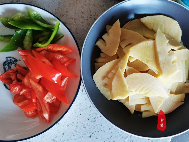 竹笋怎么炒好吃，芦笋怎么炒好吃又香脆（以后不会担心在家炒不好了）