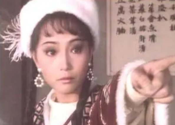 “殷十娘”苑琼丹的唏嘘往事，苑琼丹子图片（苑琼丹：猛追林正英）