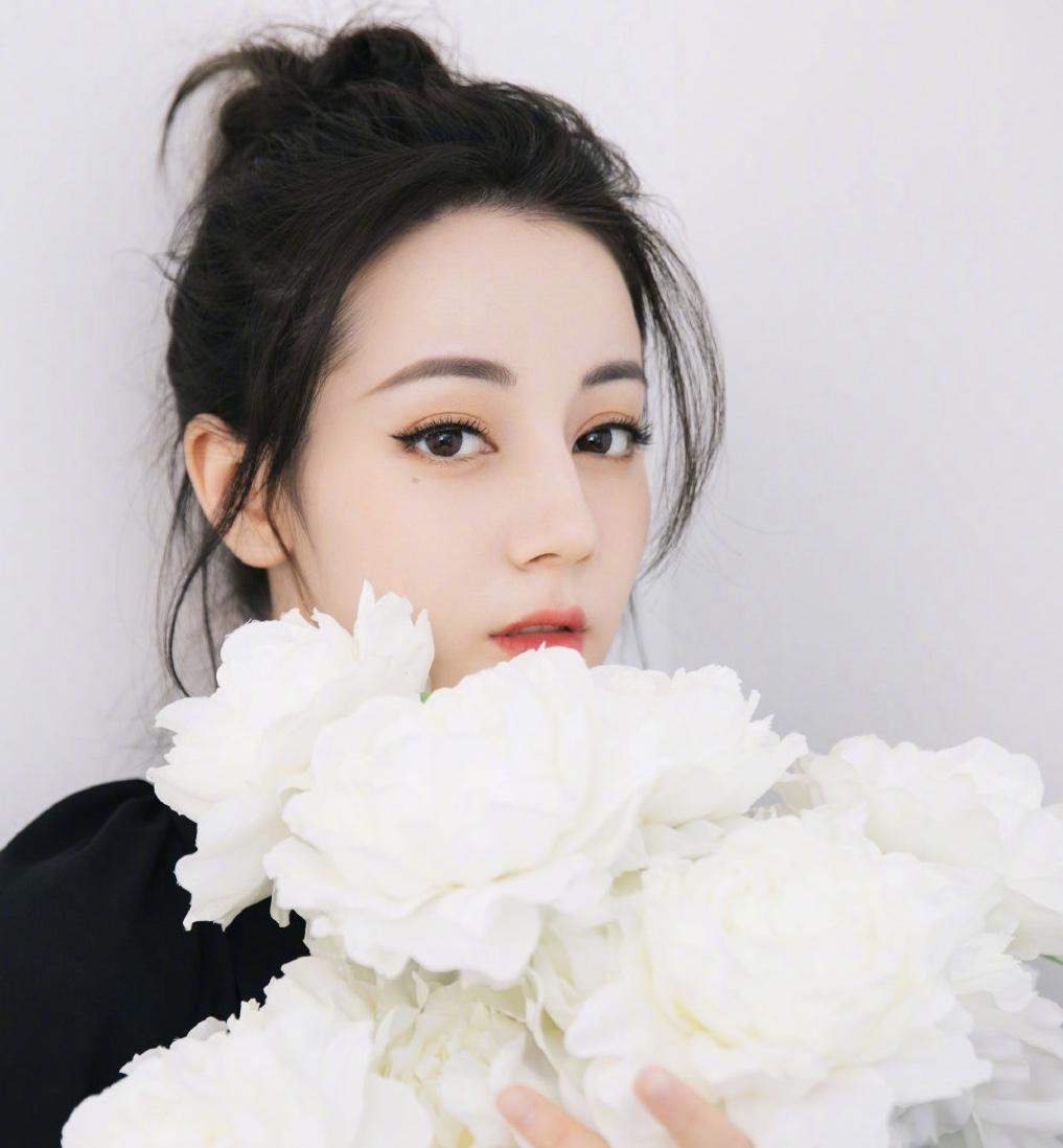 美人痣长在脸的哪个部位(女人脸上的美人痣) - 生活百科 - 郯城号