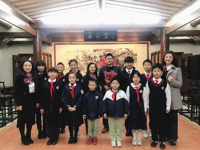 高中班级玩具小诗，小诗的玩具日记乡村视频（越秀︱培正学子作诗歌）