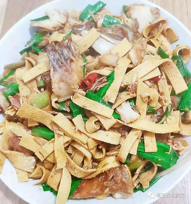 烟熏鱼干怎么做好吃，湖南烟熏鱼的家常做法（在家自己做健康卫生）