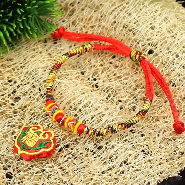 戴五色线的禁忌，戴五彩绳有什么禁忌吗（端午节佩戴五色线有讲究）