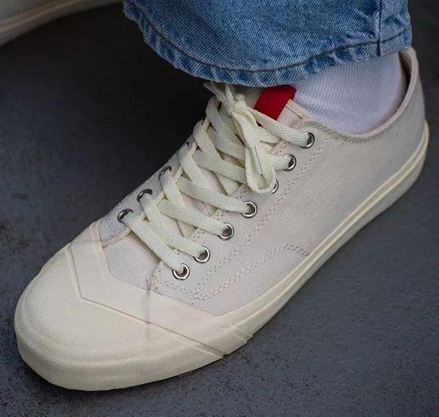 匡威属于什么档次，匡威鞋子什么档次（别再只知道匡威了）