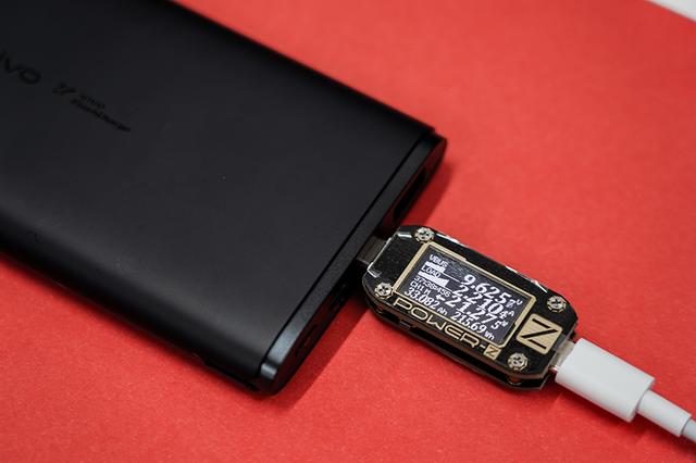 vivo手机突然充不进去电怎么办，vivo手机充不上电怎么办（出门在外再也不用当心手机没电了）