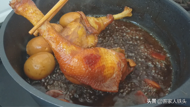 鸡腿焖饭的做法，跟广东大厨学的鸡腿饭